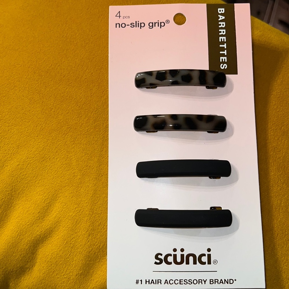Scünci 4pc pack no-slip grip Barrettes